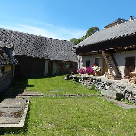 Hotel Bizoní dvůr Retenice Exterior foto